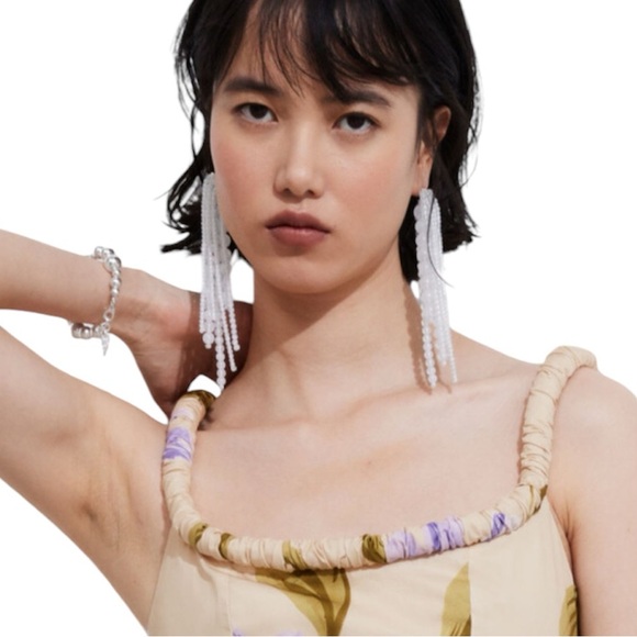 NWT & Other Stories Large Texture Cascade Glass Bead Statement Earrings - White - Picture 5 of 7